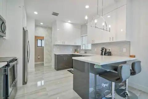 New Townhome Near Wilton/Las Olas/Beach Fort Lauderdale Esterno foto